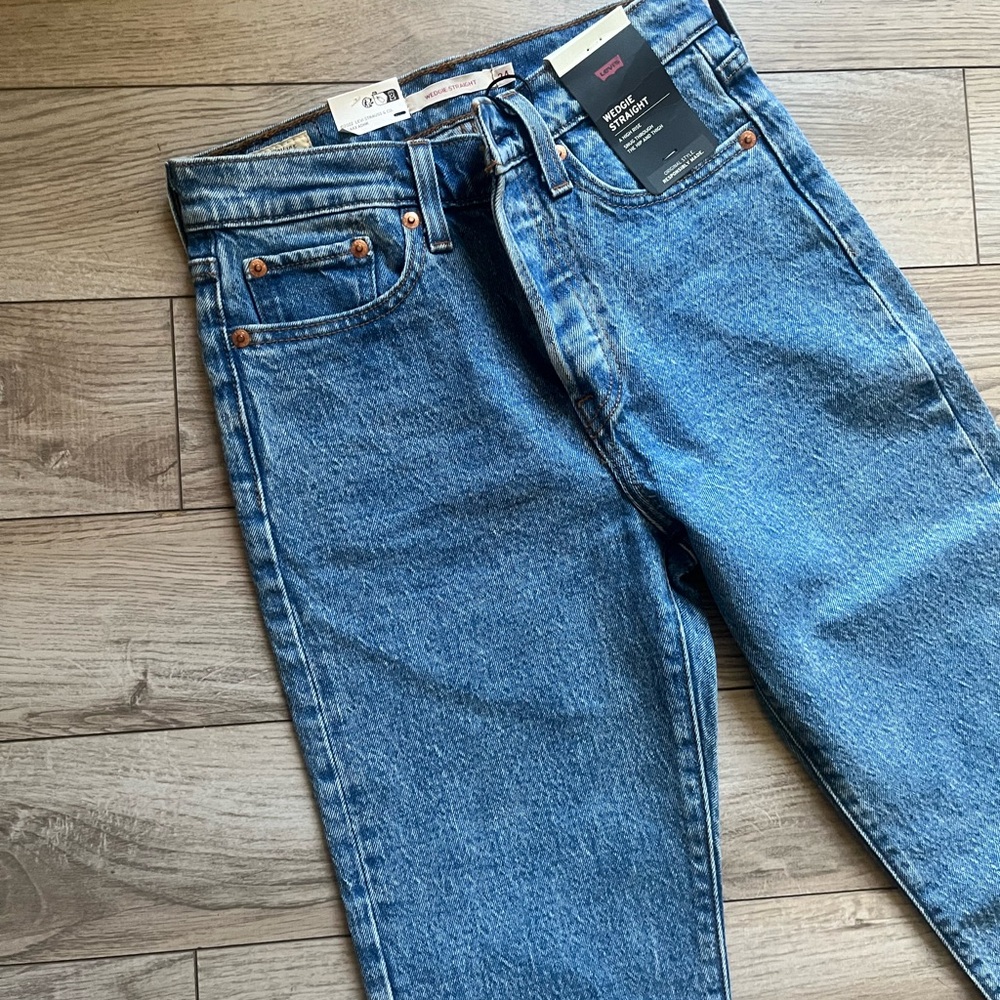 Levi’s Wedgie Straight Jeans | 24 x 26 | NEW - Picture 6 of 11